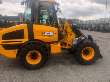 Rataslaadur JCB 407