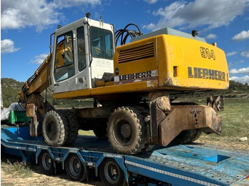 Ratastel ekskavaator LIEBHERR