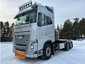 Veoauto VOLVO FH16 750