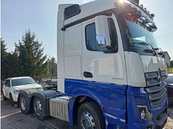 Sadulveok Mercedes-Benz Actros 2553: pilt 2