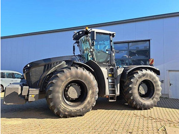 Traktor CLAAS Xerion 4000