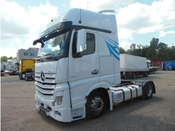 Sadulveok MERCEDES-BENZ Actros 1848