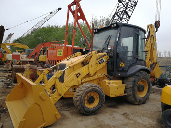 Ekskavaator-laadur JCB 3CX