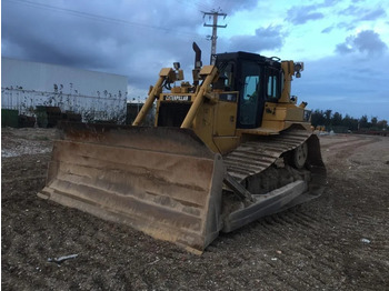 Buldooser CATERPILLAR D6T