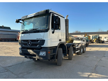 Kabiinišassiiga veoauto MERCEDES-BENZ Actros 3241