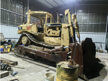 Buldooser CATERPILLAR D8R