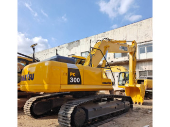 Lintekskavaator KOMATSU PC300