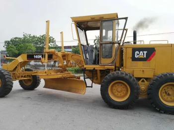 Teehöövel CATERPILLAR 140H