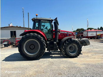 Traktor MASSEY FERGUSON