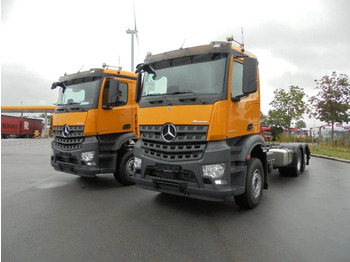 Kabiinišassiiga veoauto MERCEDES-BENZ Arocs