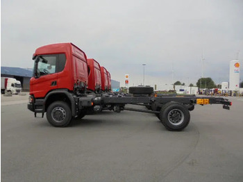 Uus Kabiinišassiiga veoauto Scania P450 XT 4X4 EURO6: pilt 4