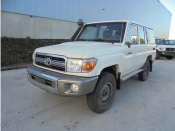 Auto TOYOTA Land Cruiser