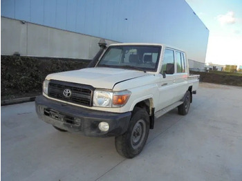 Auto TOYOTA Land Cruiser