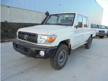 Auto TOYOTA Land Cruiser