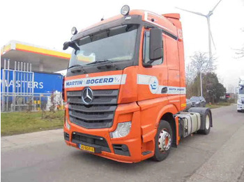 Sadulveok MERCEDES-BENZ Actros 1842