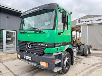 Kabiinišassiiga veoauto MERCEDES-BENZ Actros 2640