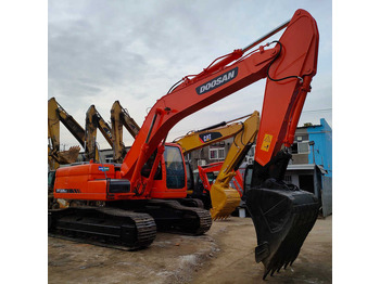 Ekskavaator DOOSAN DH220