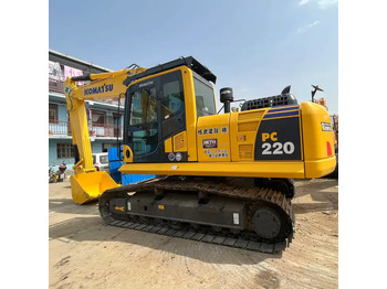 Lintekskavaator KOMATSU PC200-8