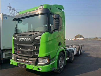 Kabiinišassiiga veoauto SCANIA R 650