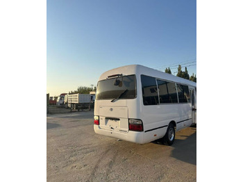 Maakonnaliini buss Toyota Coaster: pilt 3