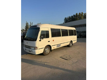 Maakonnaliini buss Toyota Coaster: pilt 5