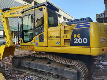 Lintekskavaator KOMATSU PC200-8: pilt 5