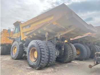 Kastiga kallur/ Kiviveoauto KOMATSU HD605