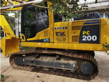 Lintekskavaator KOMATSU PC200