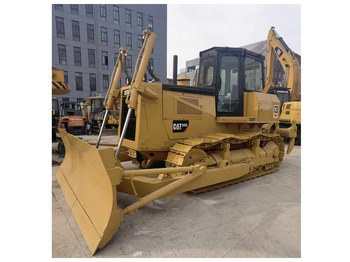 Buldooser CATERPILLAR D6D