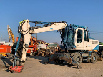 Ratastel ekskavaator LIEBHERR A 914