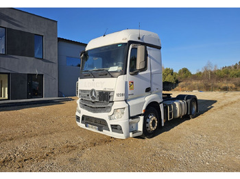 Sadulveok MERCEDES-BENZ Actros 1843