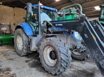 Traktor NEW HOLLAND T7