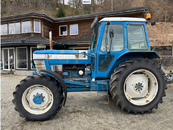 Traktor FORD