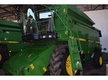 Kombain JOHN DEERE 2066