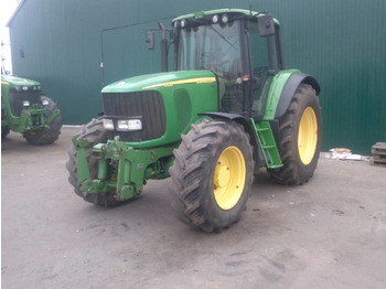 Traktor JOHN DEERE 6920