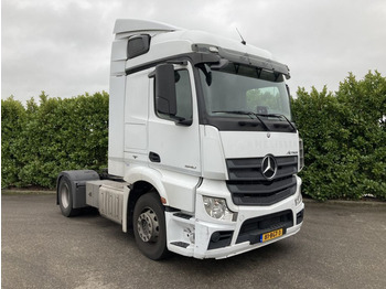 Sadulveok MERCEDES-BENZ Actros 1840