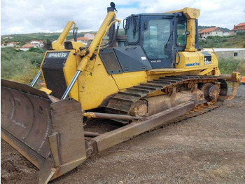 Komatsu D65EX-15 liising Komatsu D65EX-15: pilt 4