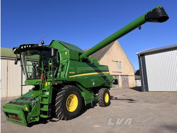 Kombain JOHN DEERE W550