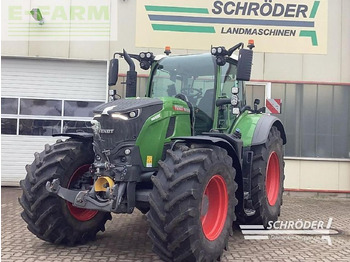 Traktor FENDT 728 Vario