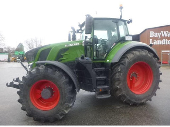 Traktor FENDT 828 Vario