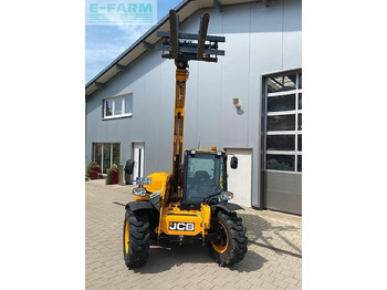 Teleskooplaadur JCB