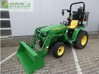 Traktor JOHN DEERE 3038E