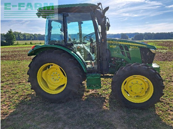 Traktor JOHN DEERE 5075E