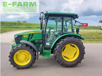 Traktor JOHN DEERE 5075E