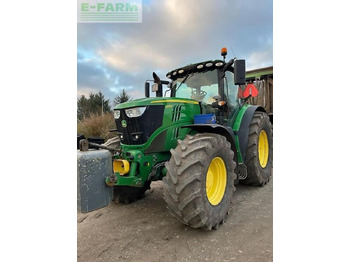 Traktor JOHN DEERE 6215R