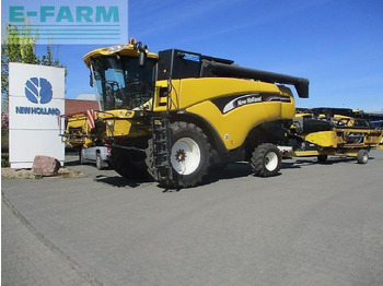 Kombain NEW HOLLAND CX series