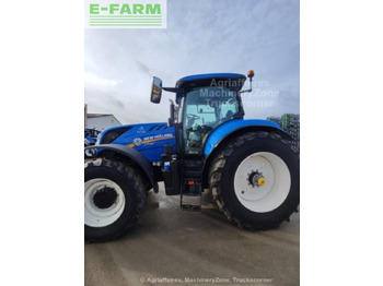 Traktor NEW HOLLAND T7.230