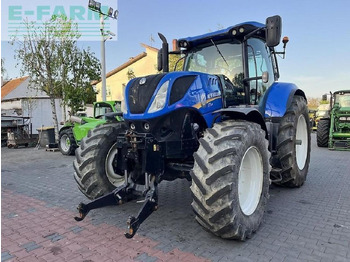 Traktor New Holland t7.230 power command: pilt 2