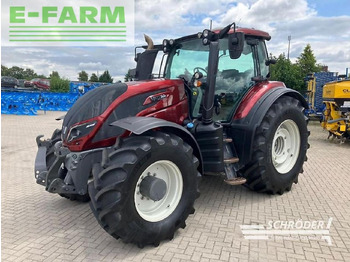 Traktor VALTRA T254