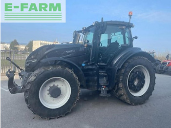 Traktor VALTRA T254